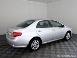 Toyota Corolla | 2