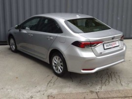 Toyota Corolla | 3