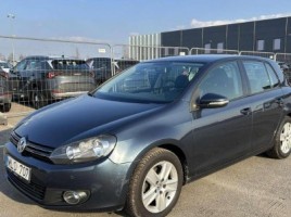 Volkswagen Golf | 1