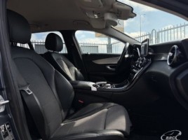 Mercedes-Benz C220 | 4
