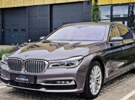 BMW 750, 4.4 l., saloon | 2