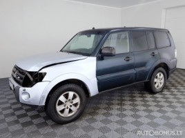 Mitsubishi Pajero | 1