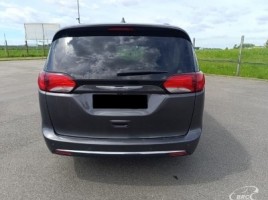 Chrysler Pacifica | 3