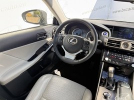 Lexus IS 300h | 3