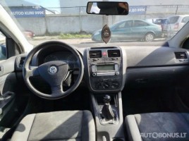 Volkswagen Golf | 4