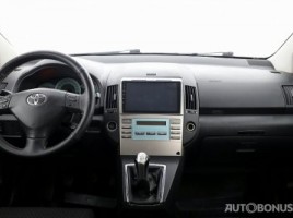 Toyota Corolla | 4