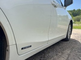 Lexus CT 200h, 1.8 l., Хэтчбек | 4