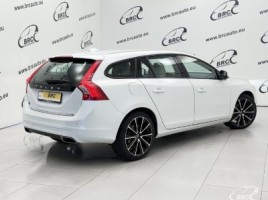 Volvo V60, 2.4 l., universal | 1