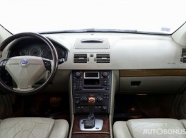 Volvo XC90 | 4