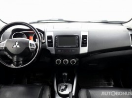 Mitsubishi Outlander | 4
