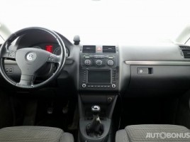 Volkswagen Touran, 2.0 l., vienatūris | 4