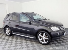Mercedes-Benz ML320