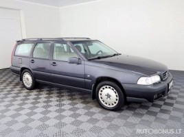 Volvo XC70 universalas
