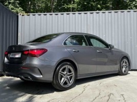 Mercedes-Benz A180, 1.3 l., Седан | 2
