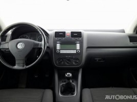Volkswagen Golf | 4
