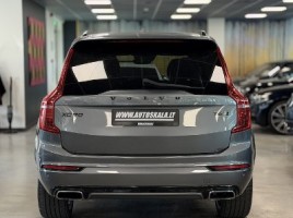 Volvo XC90 | 4