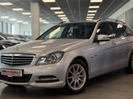 Mercedes-Benz C200 universalas