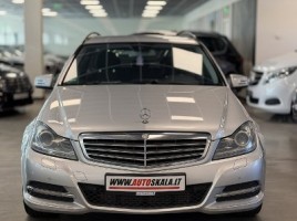 Mercedes-Benz C200 | 2