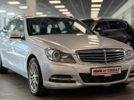 Mercedes-Benz C200 | 1