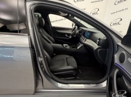 Mercedes-Benz E220 | 3