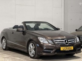 Mercedes-Benz E220, Кабриолет | 1