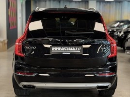 Volvo XC90 | 3