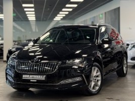 Skoda Superb universalas