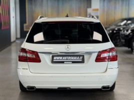 Mercedes-Benz E250 | 4