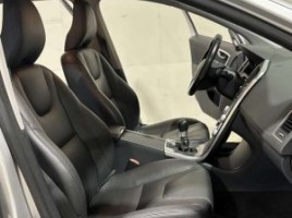 Volvo XC60, Внедорожник | 1