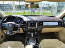 Volkswagen Touareg, 3.0 l., cross-country | 3