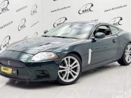 Jaguar XKR kupė