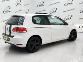 Volkswagen Golf | 1