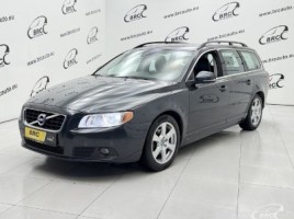 Volvo V70 universalas