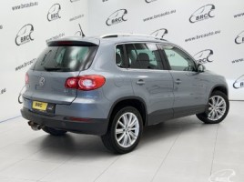 Volkswagen Tiguan | 1
