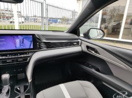 Toyota Camry | 4
