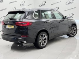 BMW X5 | 1