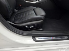 BMW 330 | 4