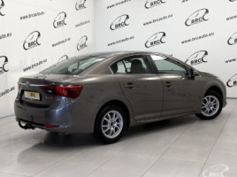 Toyota Avensis, 1.6 l., Седан | 1