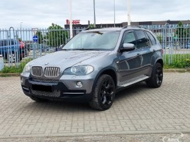 BMW X5 cross-country