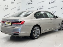 BMW 745 | 1