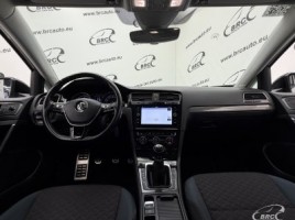 Volkswagen Golf | 2