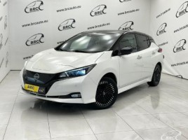 Nissan Leaf hečbekas