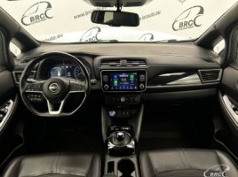 Nissan Leaf, hatchback | 2