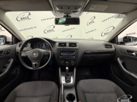 Volkswagen Jetta, 1.6 l., Седан | 2
