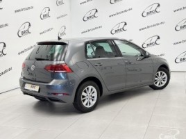 Volkswagen Golf | 1