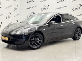 Tesla Model 3 saloon