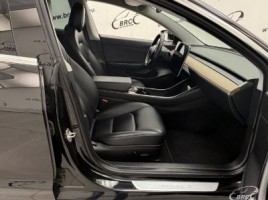 Tesla Model 3, Седан | 3
