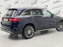 Mercedes-Benz GLC300 | 1
