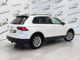 Volkswagen Tiguan | 1