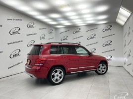 Mercedes-Benz GLK350 | 3